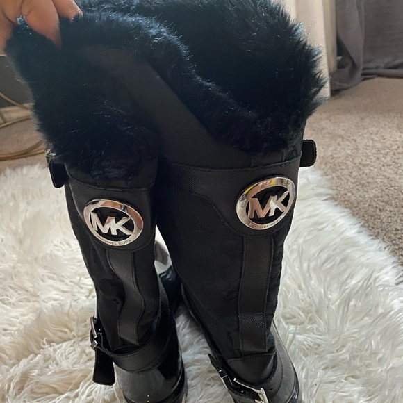Michael Kors boot - Picture 1 of 5
